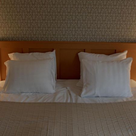 Braendoe Bike And Bed Hotel Brando Bagian luar foto